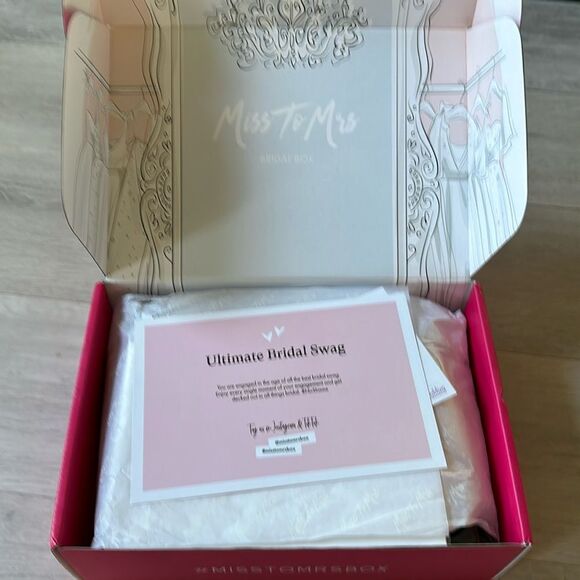 Miss To Mrs Box Engaged7 Needed‎ Items. NWT IN PACKAGE/BOX - Picture 9 of 10